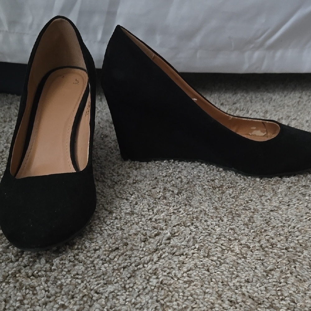 Elegant Black Women's Wedge Shoes